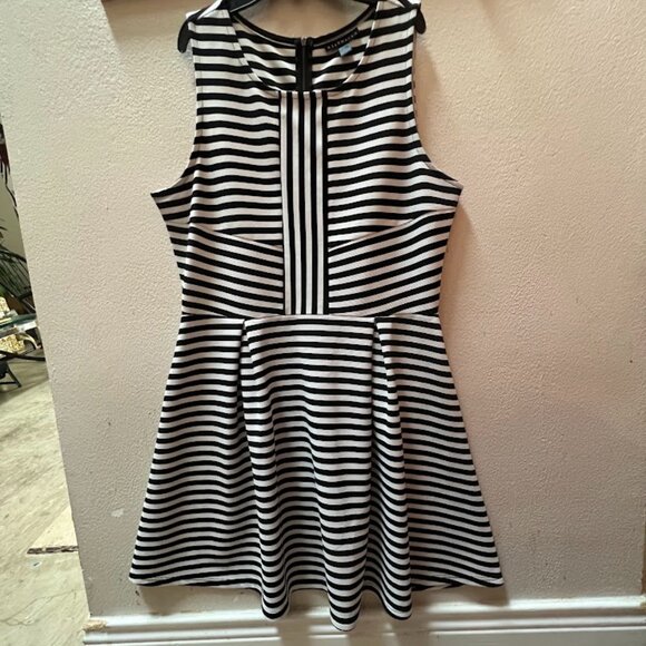 Attention Black White Striped Fit Flare Sleeveless Stretch Knit Dress XL - Picture 1 of 11